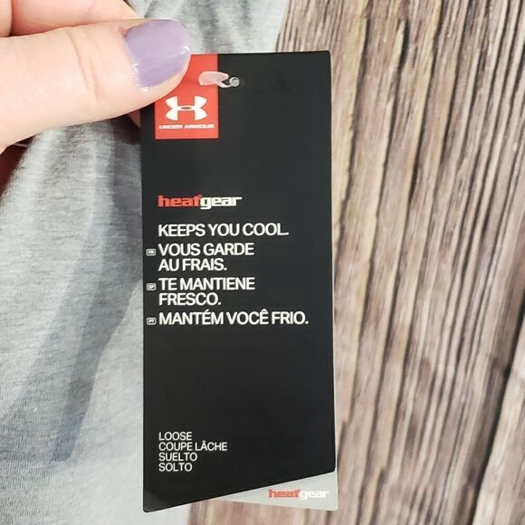 NWT Under Armour Top - Picture 4 of 7